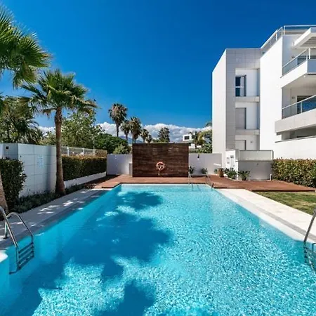 Lujoso Apartamento Con Piscina Comunitaria En La Costa Del Sol * Marbella